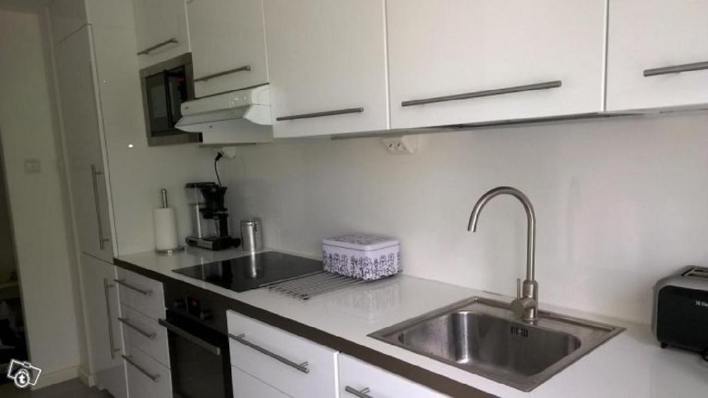 City Apartment Snellmaninkatu 22 A, Yksityinen Pistokkeellinen Paikoitus Sisaeltyy Hintaan Kuopio Kamer foto